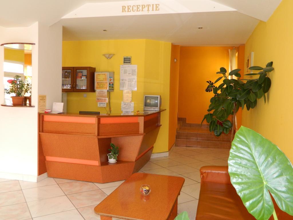 Hotel Mures Toplita  Ngoại thất bức ảnh