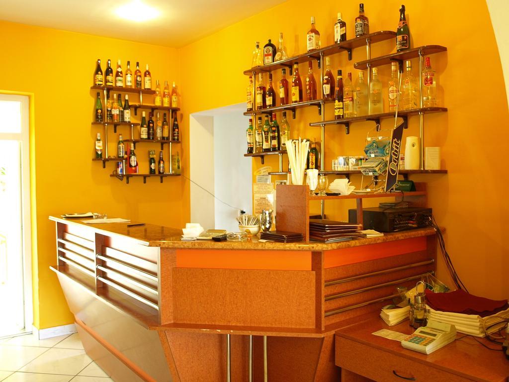 Hotel Mures Toplita  Ngoại thất bức ảnh