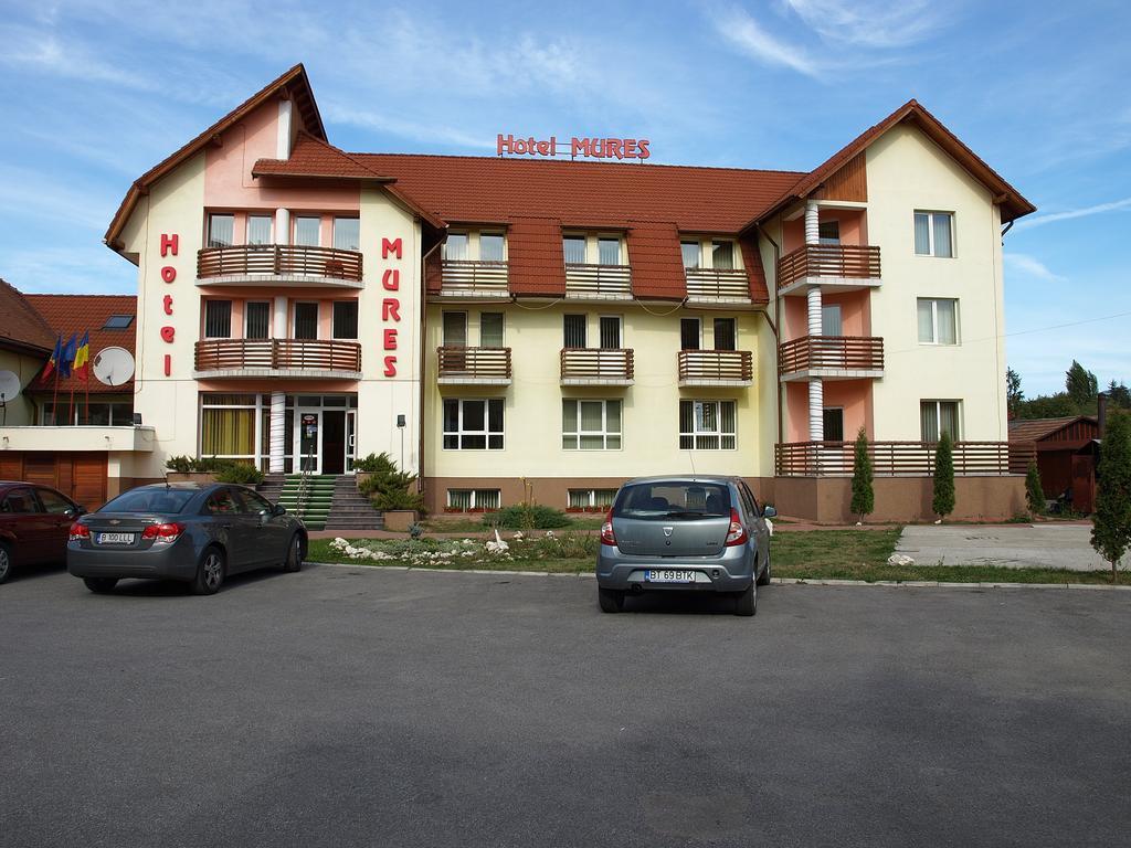 Hotel Mures Toplita  Ngoại thất bức ảnh
