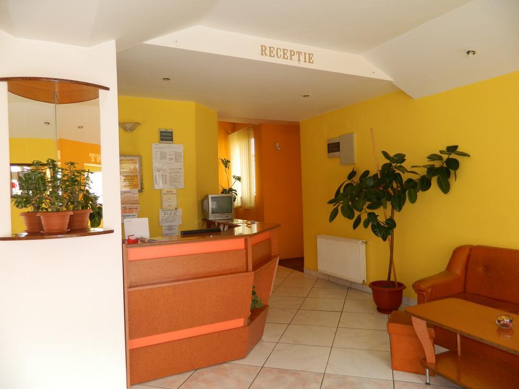 Hotel Mures Toplita  Ngoại thất bức ảnh