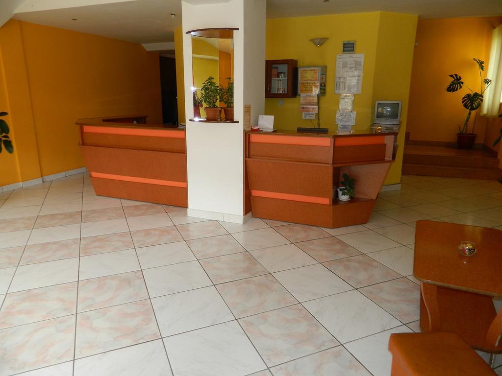 Hotel Mures Toplita  Ngoại thất bức ảnh