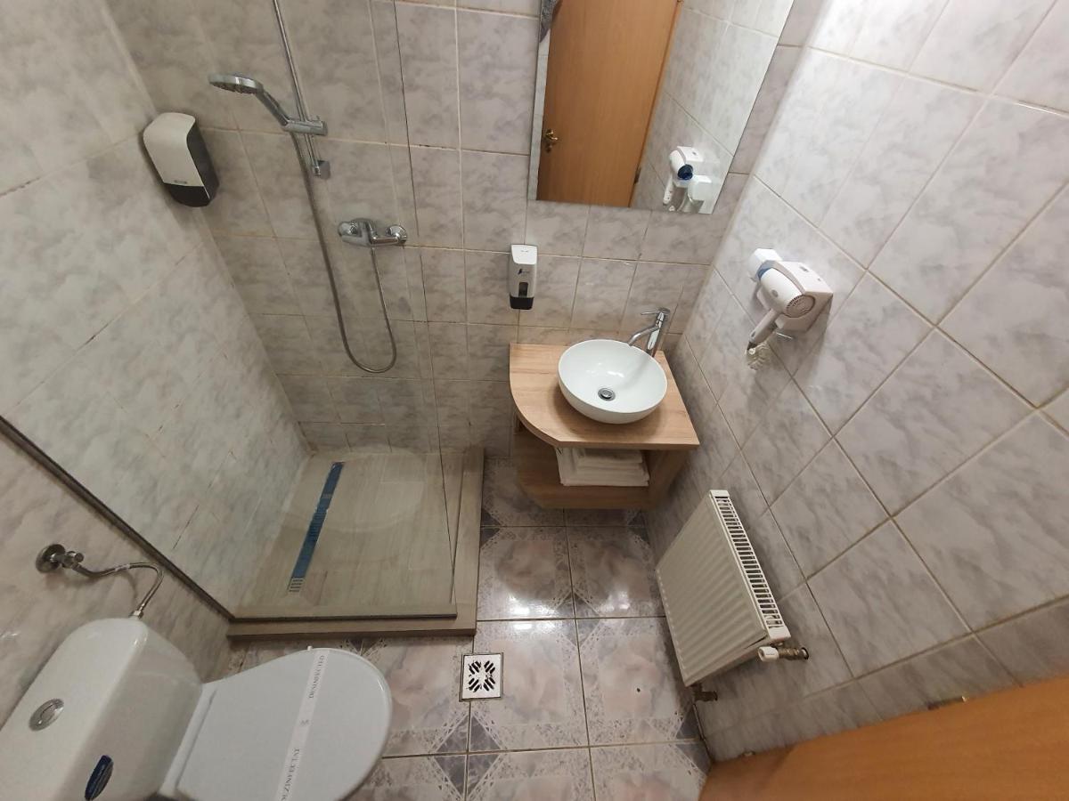 Hotel Mures Toplita  Ngoại thất bức ảnh